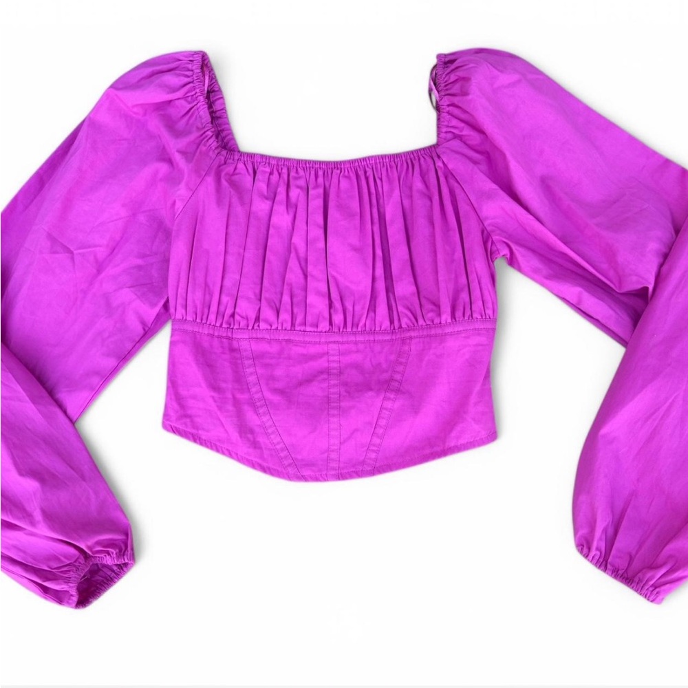 ⭐️3/$12⭐️ Vibrant Women's crop